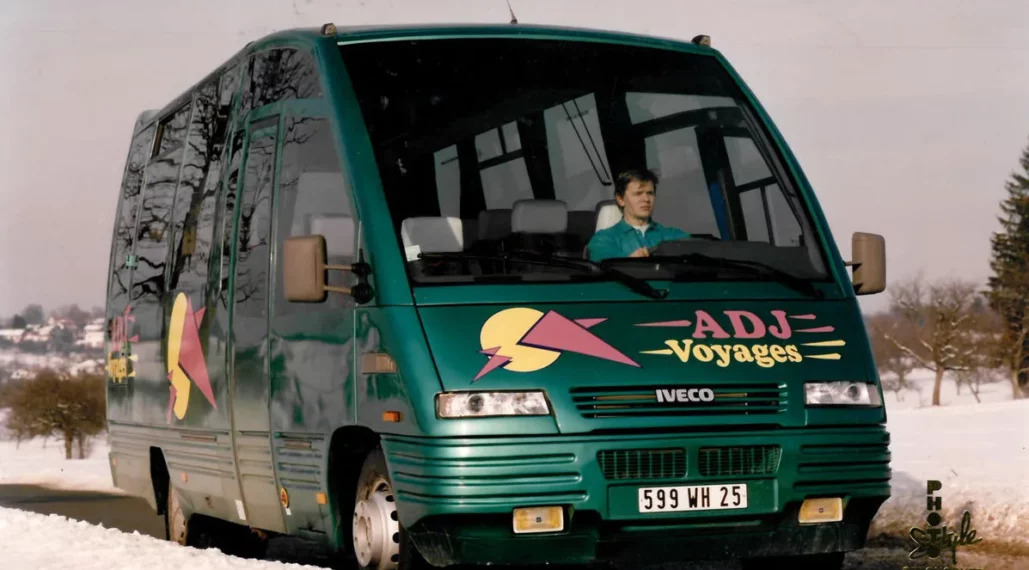 Premier autocariste 27 places ADJ Voyages Transport Bus Seloncourt
